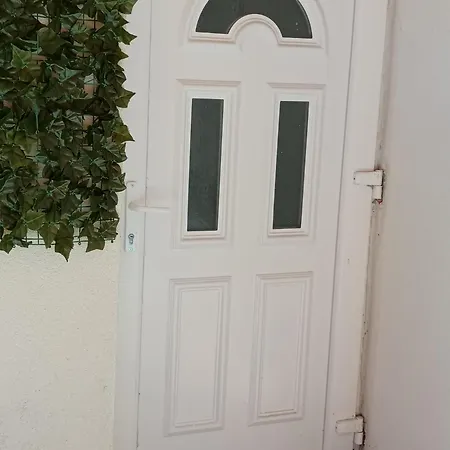 Bercsenyi Vendeghaz Daire Yanıkkale