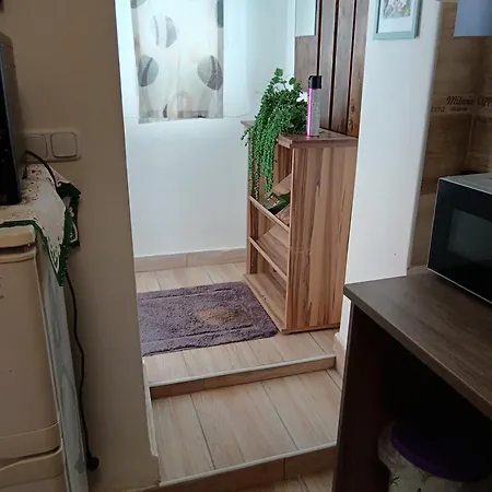 Bercsenyi Vendeghaz *